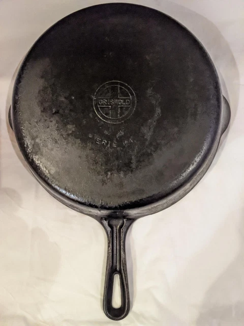 Griswold Cast Iron No. 8 Skillet 704 Small Logo Sits Flat No Wobble - crack