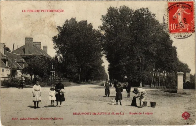 CPA BEAUMONT les Autels-Route de Luigny (184439)