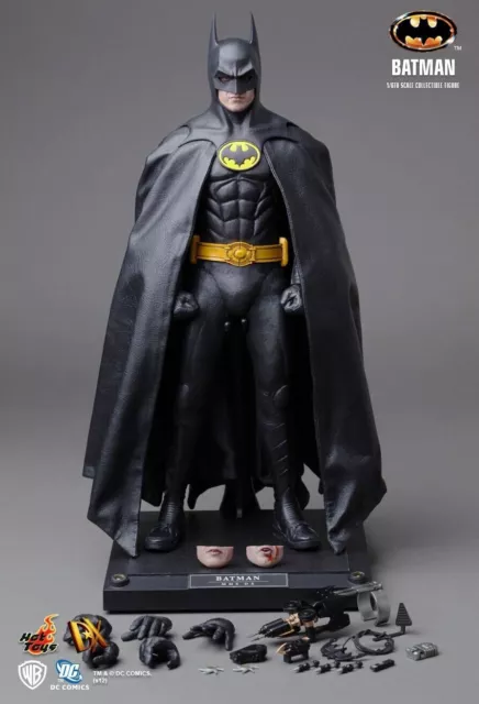 Hot Toys Dx09 Batman Batman 1/6Th Scale Collectible Figure