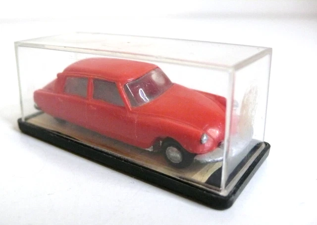 Miniature Citroën DS 19 1962 Police 1/43 - Collection