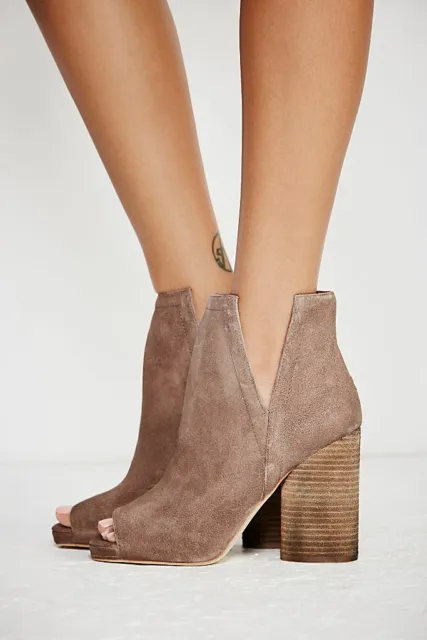 Free People + Jeffrey Campbell Infinity Heel Boot Size 10 MSRP: $178 2