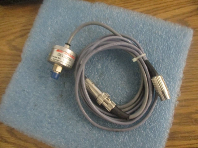 Edwards Model: D35702000 Pressure Transducer