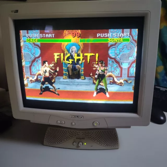 PHILIPS 107e5  Colour Computer Monitor CRT 15" INCH 6G3B11 Stand Vintage Gaming
