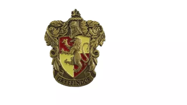 GRYFFINDOR HOUSE CREST Coat Of Arms Pin Harry Potter Griffin H8 $7.46 ...