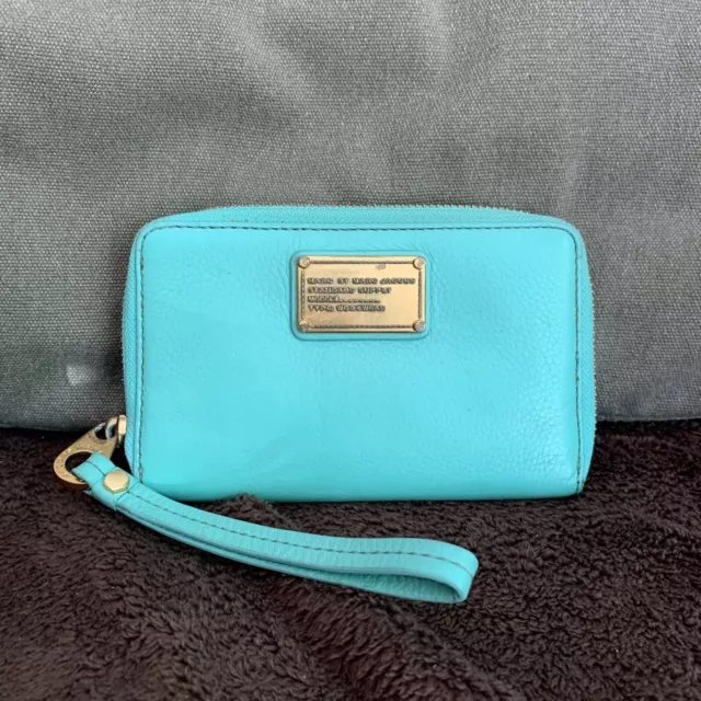 Marc Jacobs Women's Std Supply Wristlet Mint Green Leather Wallet Zip Around