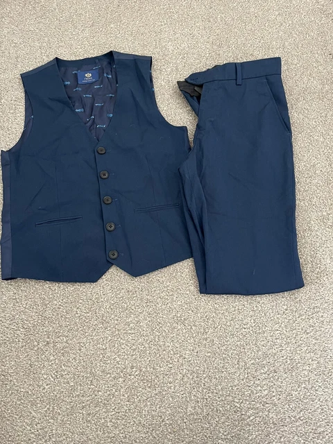 Boys next suit age 13