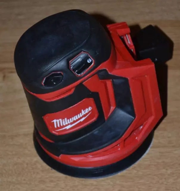 MILWAUKEE M18 CORDLESS 18V 125mm REDLITHIUM RANDOM ORBITAL SANDER - BARE UNIT