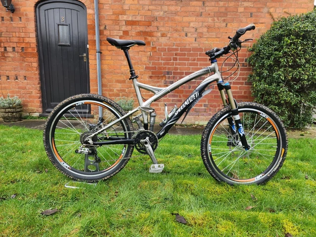 Specialized Stumpjumper Expert M5 MTB