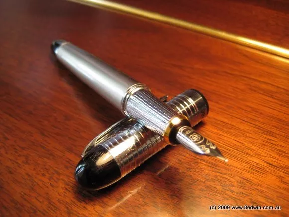 Classic Silvery Cigar large Body Gentleman Fountain Pen