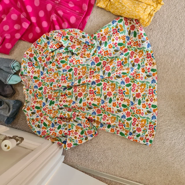 girls clothes bundle 3-4 years VGC 4