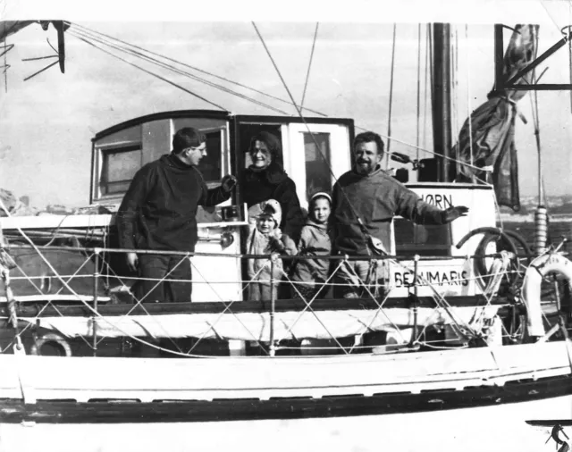 1968 UK Press Photo Family at Sea Living ketch ISBJORN Sailing Round the World