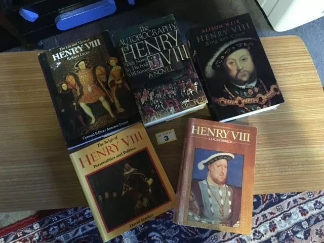 henry vlll books 2xpaperbacks/3hardbacks job lot