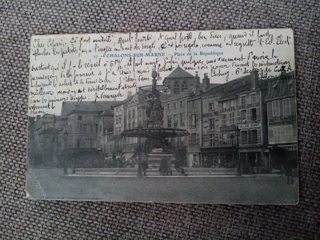 Cpa Châlons Sur Marne Place De La République