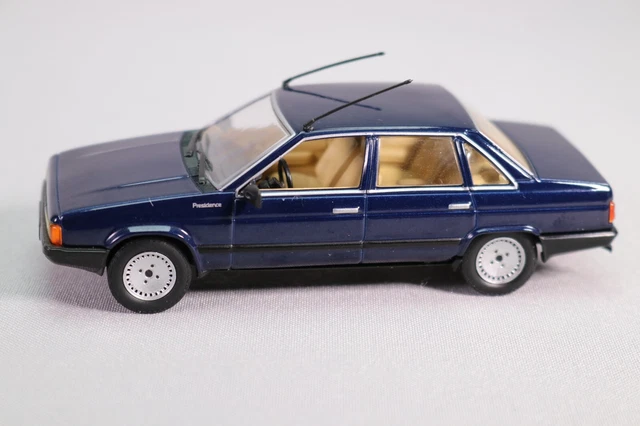 DA226 Altaya 1/43 Talbot Tagora présidence 1981 bleu Les belles années Simca 82