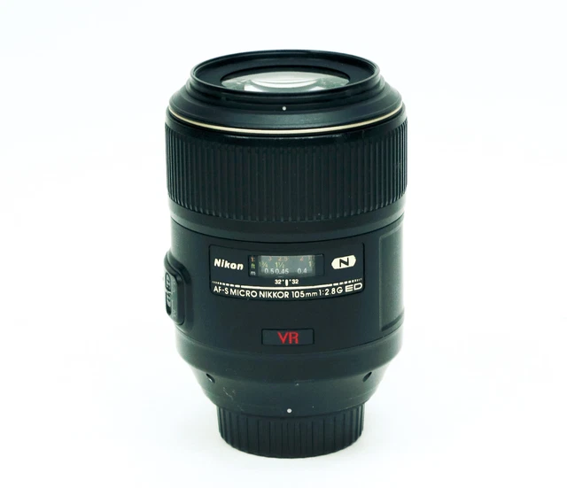 Nikon Micro NIKKOR 105mm f/2.8G AF-S VR IF-ED Lens (VR DOES NOT WORK)