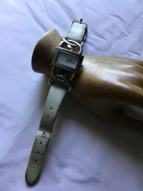 Montre DOLCE & GABBANA Argentée à Quartz - Bracelet Cuir Blanc - Occasion - Pile à Changer