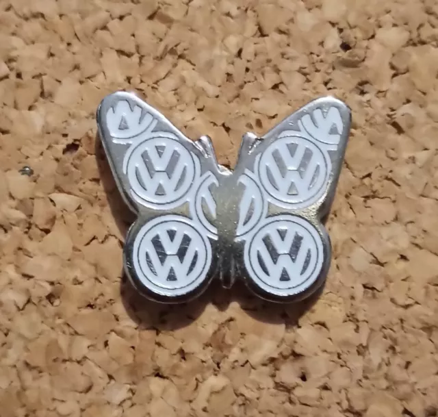 Pin's Volkswagen Papillon Voiture Auto Logo Marque Emblème Pins Epinglette Rare