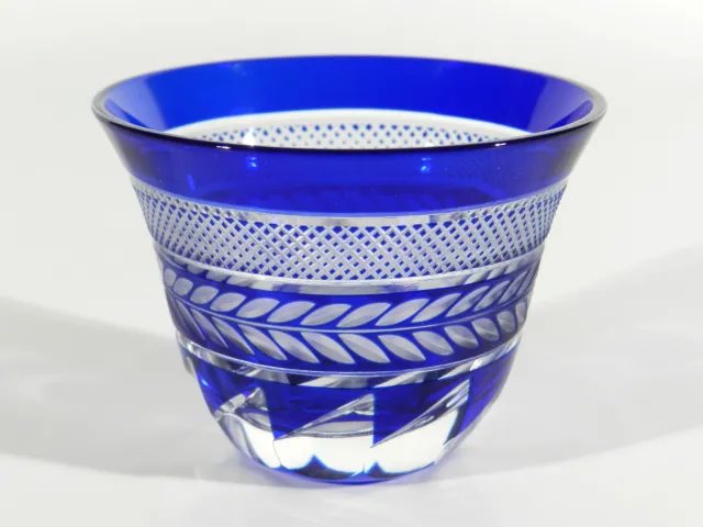 EDO Kiriko Guinomi Glass ° signiertes Japan Überfang Schliffglas Sakeglas (1