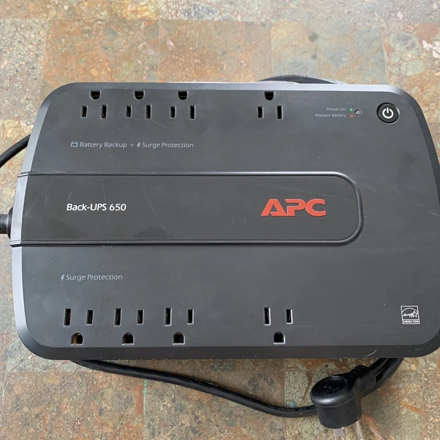 APC BACKUPS 650VA UPS Battery Backup & Surge Protector Used W/batt