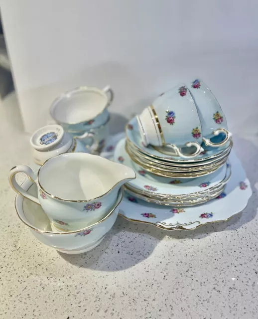 Vintage Colclough Teaset 6 X Trio Sets, Milk jug, Serving Bowl And Plate