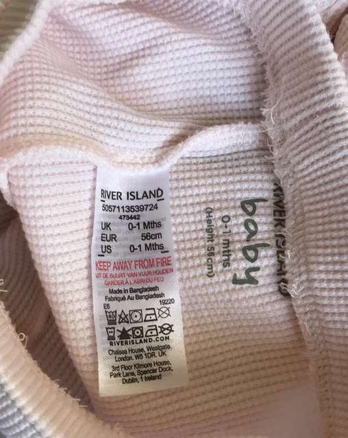 bundle of baby girls clothes age 0-3 months 3