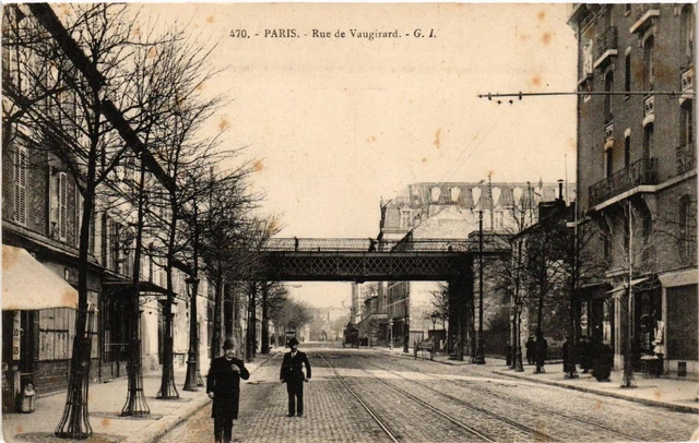 CPA PARIS (15e) Rue de Vaugirard. (536836)