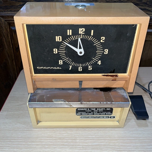 VINTAGE YELLOW TIME Clock Cincinnati Time Recorder Co. Clock Works £21.