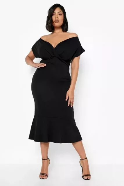 Boohoo Plus Scuba Off Shoulder Peplum Kleid Abendkleid Schwarz Gr. 42