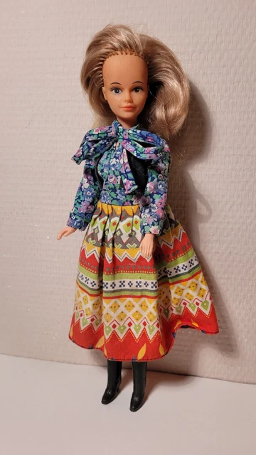TENUE COMPLÈTE CANDIDE POUR POUPÉE TRESSY BELLA - Année