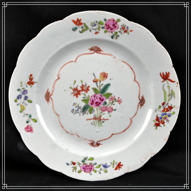Belle Assiette Polychrome En Porcelaine De Chine Compagnie Des Indes (A)