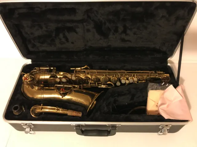 Buescher Aristocrat Alto Saxophone Circa 1934 (Ref 3055)