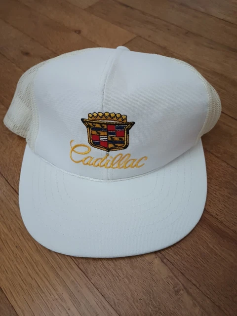VINTAGE CADILLAC AUTOMOTIVE LOGO WHITE SNAPBACK MESH TRUCKERS BALLCAP HAT read *