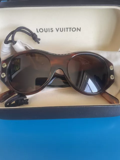 Louis Vuitton - Z1606E