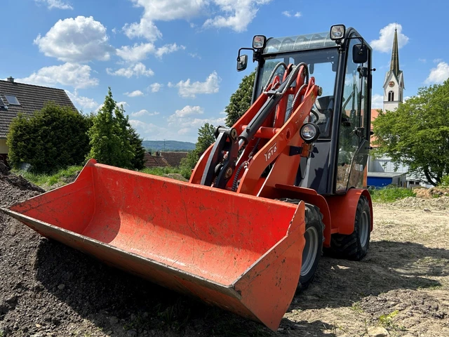 Radlader  Toyo KU826 Baujahr 2015 mit Kabine nur 280 Betriebsstunden Hoflader