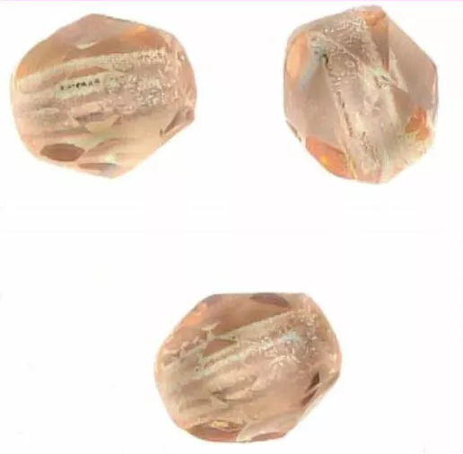 200  PERLES FACETTES DE BOHEME  4 mm LIGHT PEACH