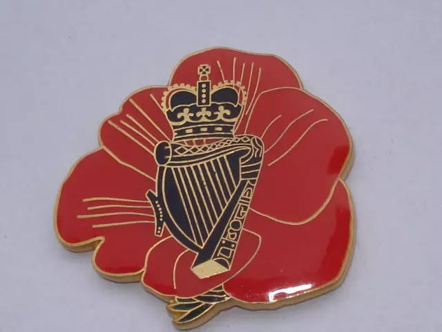 RARE ROYAL ULSTER CONSTABULARY QUEENS CROWN RUC REMEMBRANCE Pin badge ...