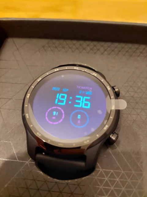 mobvoi ticwatch pro 3 gps