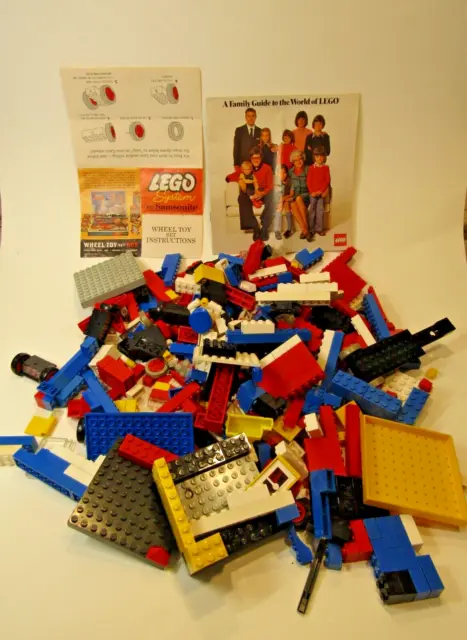 2x Lego set 205 with box and internal tray - Samsonite