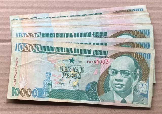 GUINEA BISSAU - 1990 10,000 Pesos VF P-15, 14 PIECES LOT