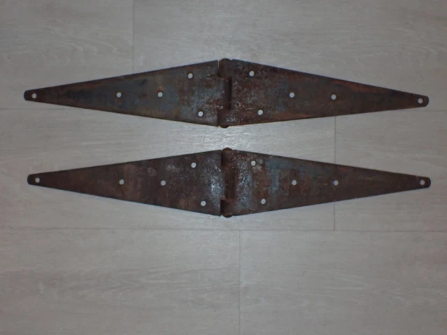 Two - Vintage Matching Rustic & Rusty T Strap Farm Hinges Barn Door Gate 12" 2