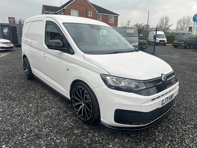 VOLKSWAGEN CADDY WOLFSBURG Edition R Van Euro 6 £18,714.00 - PicClick UK