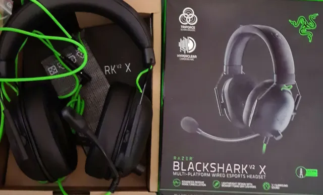 Razer BlackShark V2 X - Premium Esports Gaming Headset (cavo) usato in IMBALLO ORIGINALE