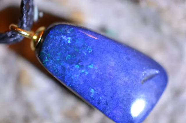 18ct 22x11x8 Nice Blue Green Mooka Hard Matrix Boulder Opal Kette Australia Gem