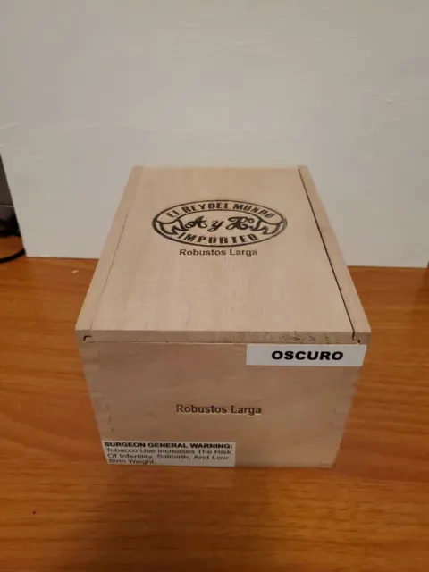El Rey Del Mundo Robustos Larga Wood Cigar Box Empty - 6.75" x 4.75" x 4" ~
