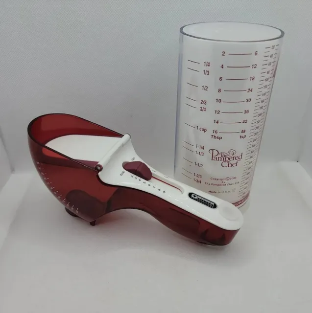 Lot Of 2 Adjustable Measuring Cups for Liquid & Dry & Measuring Spoon