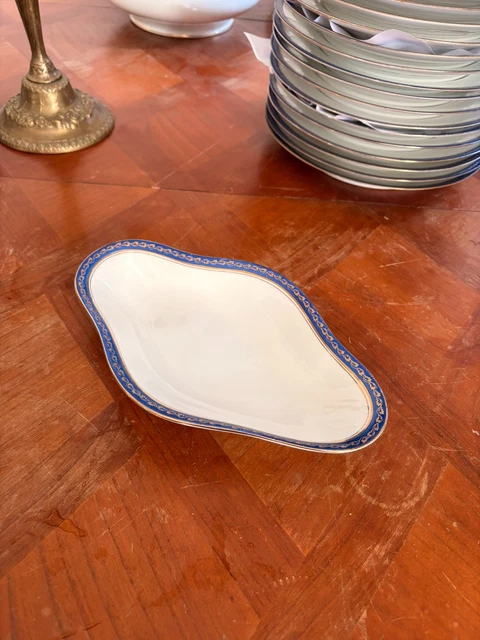 6 Assiettes a dessert en porcelaine de Limoges Deshoulières - décor