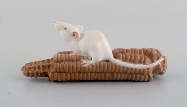 Royal Copenhagen porcelain figurine. Mouse on corn cob. Early 20th century