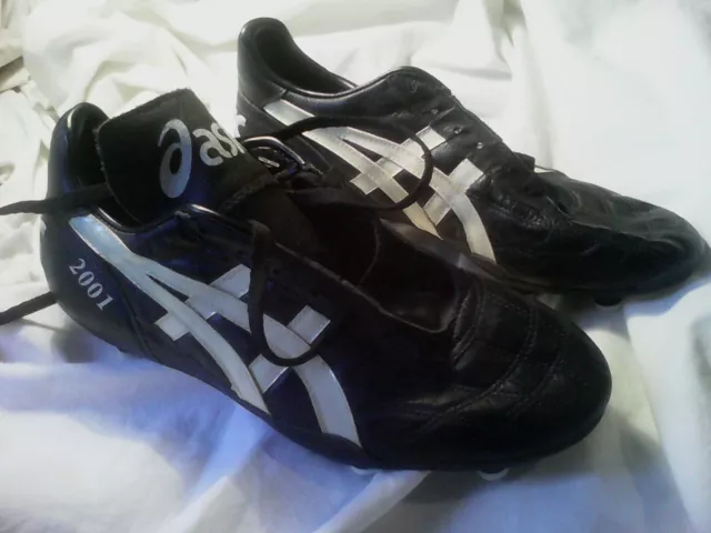 SCARPE Da Calcio Vintage Asics 2001 N. 39 EUR 45 00