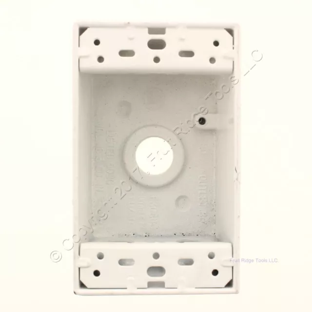 Caja de salida profunda de aluminio fundido a presión blanca BWF 1 G orificios 1/2" B5-22WV