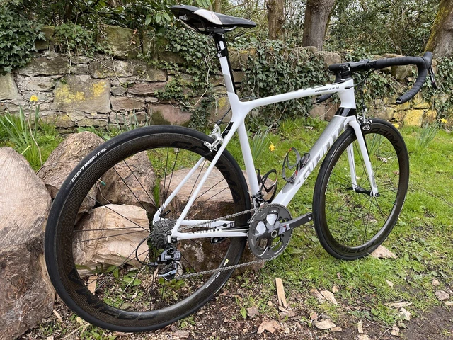 giant tcr advanced road bike